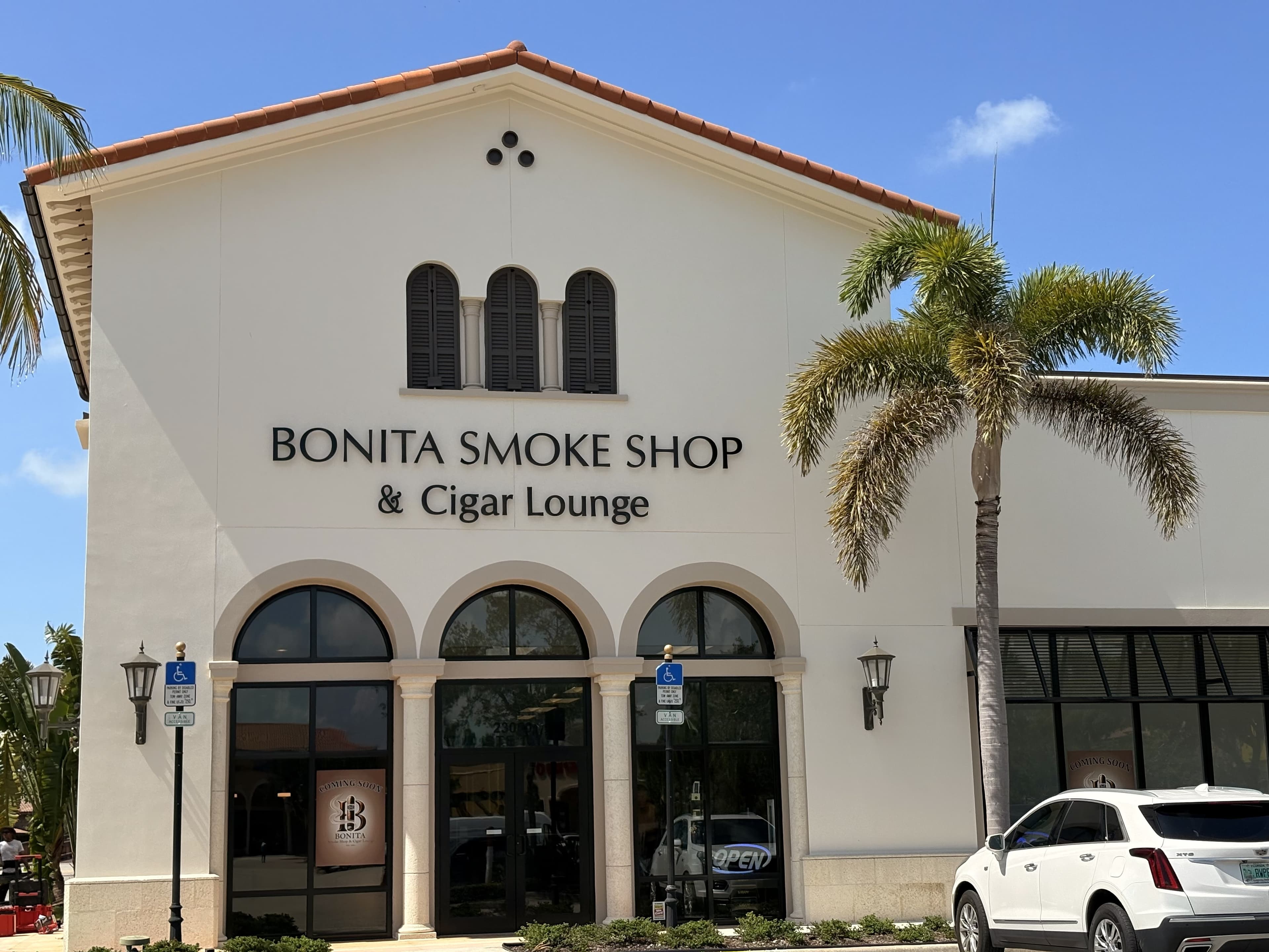 Bonita Smoke Shop & Cigar Lounge