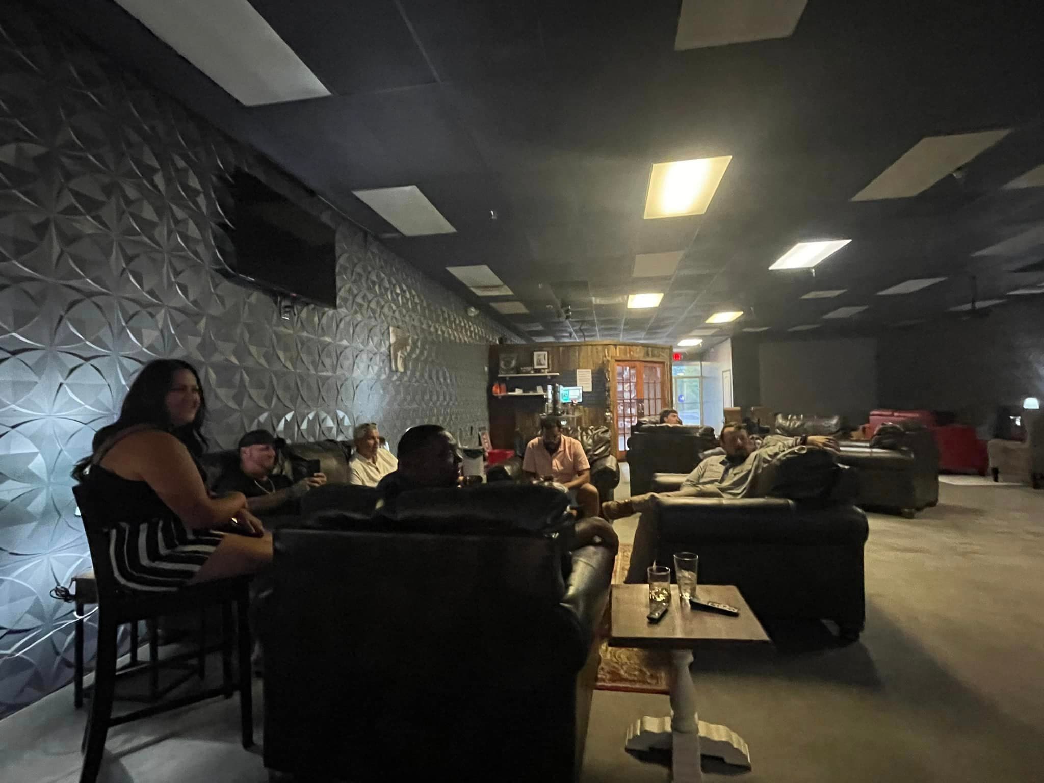 Wild Bill's Cigar Bar & Lounge