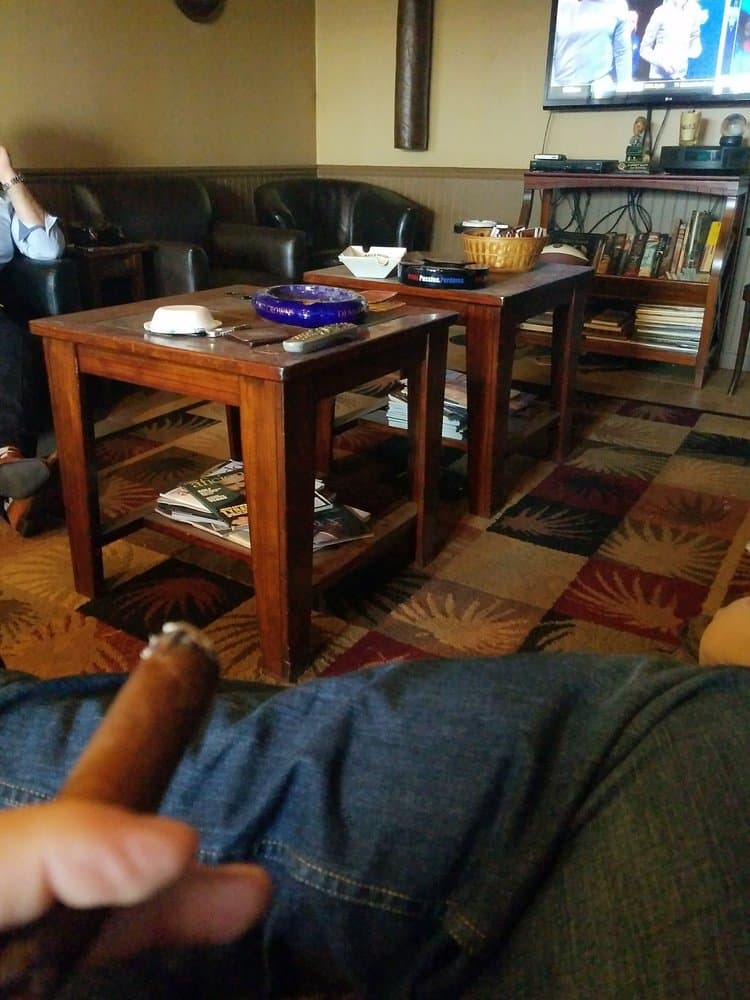 Iowa Cigar Company gallery image 2