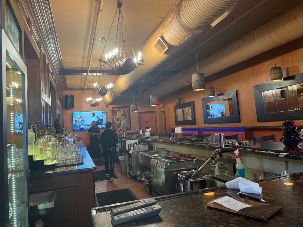 La Casa Cigars and Lounge gallery image 2