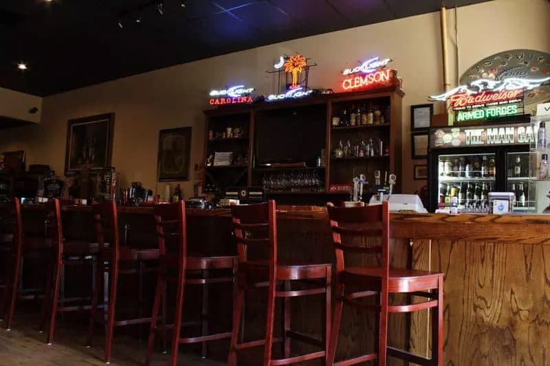 LITE UM UP CIGARS LOUNGE gallery image 2