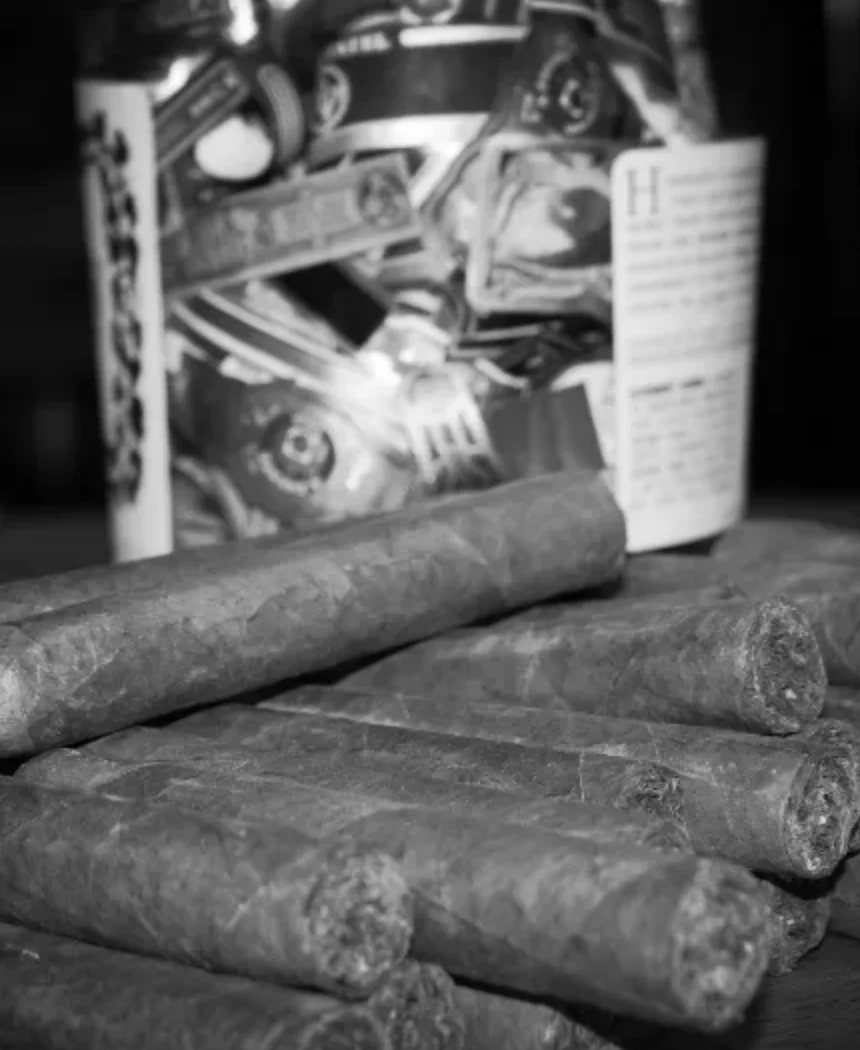 Smoking Cave Cigar Lounge gallery image 2