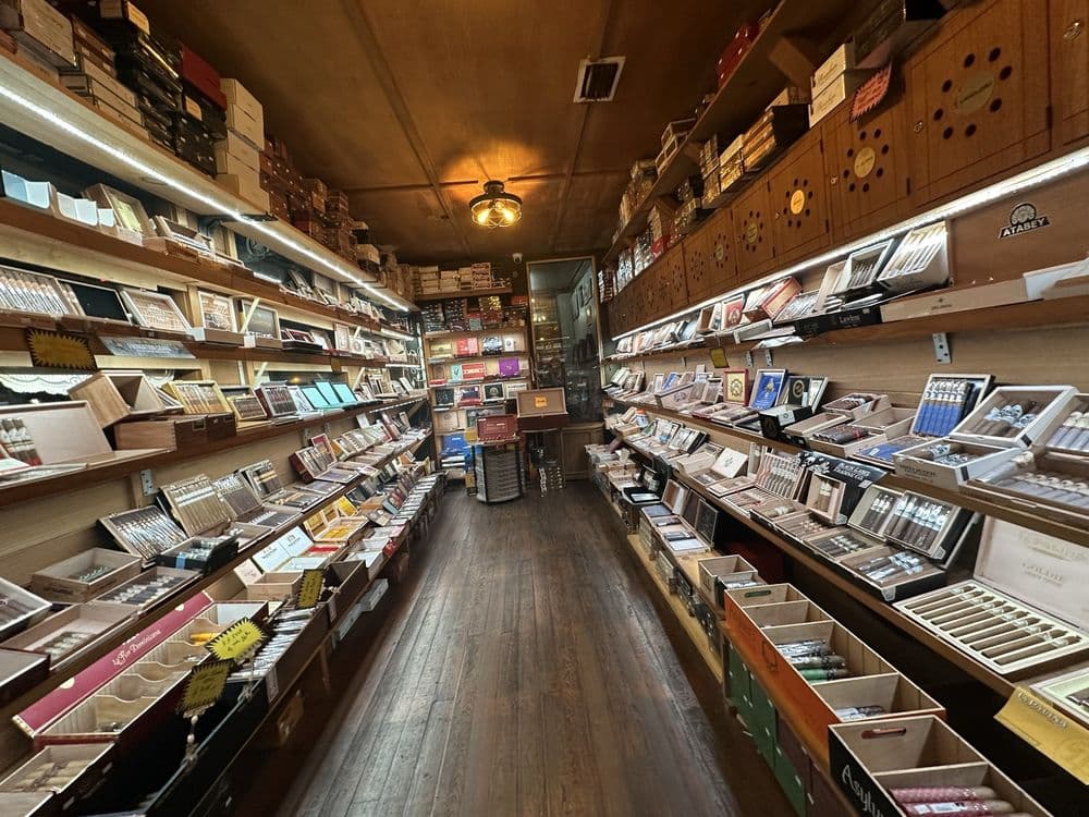 The World Famous Cigar Bar-Fort Myers gallery image 6
