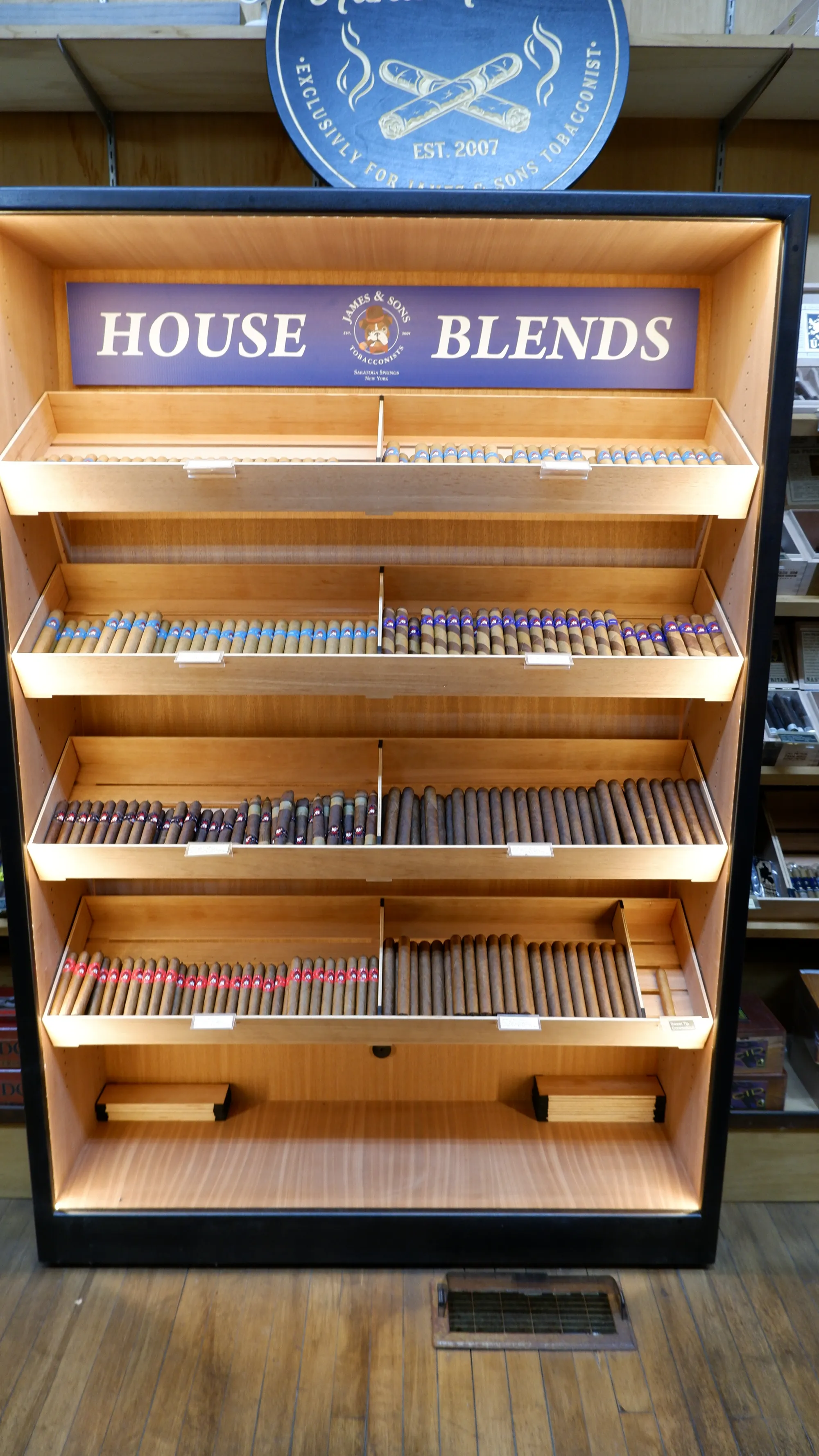 James And Sons Tobacconists Of Sw Florida gallery image 4
