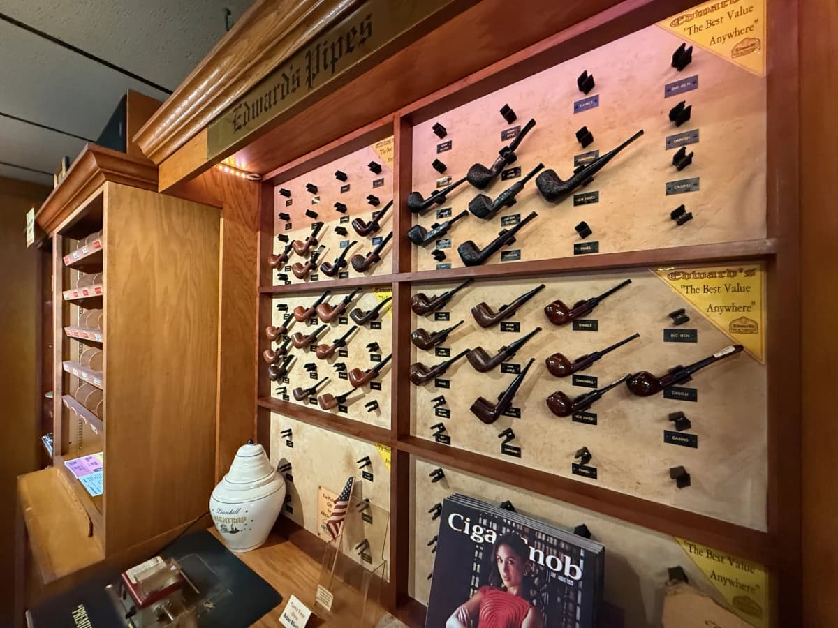 Edward's Pipe & Tobacco Shop gallery image 4