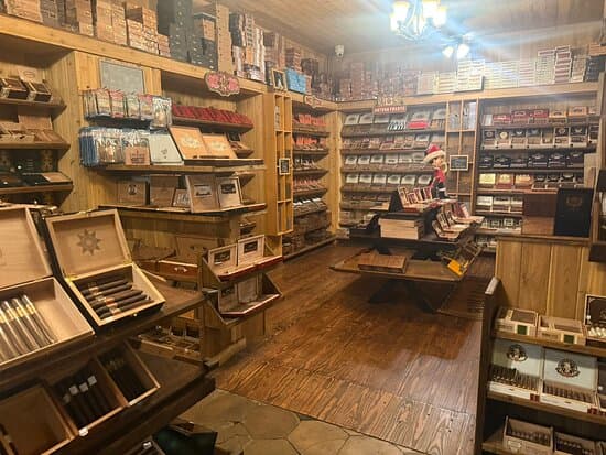 Grand Cathedral Cigars gallery image 3