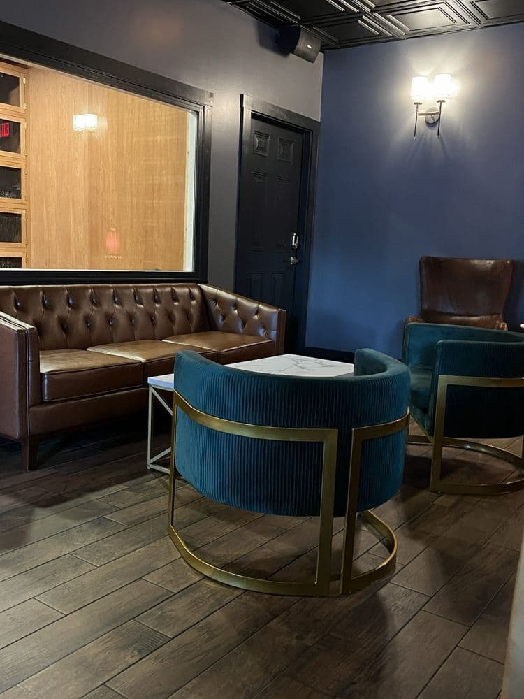 Rhumba Rum & Cigar Lounge